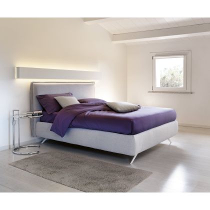 Cama Moody 