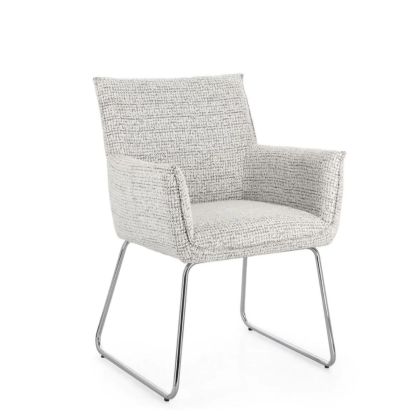 Silla en madera contrachapada tapizada en gris claro efecto tweed de punto ancho y patas de acero.